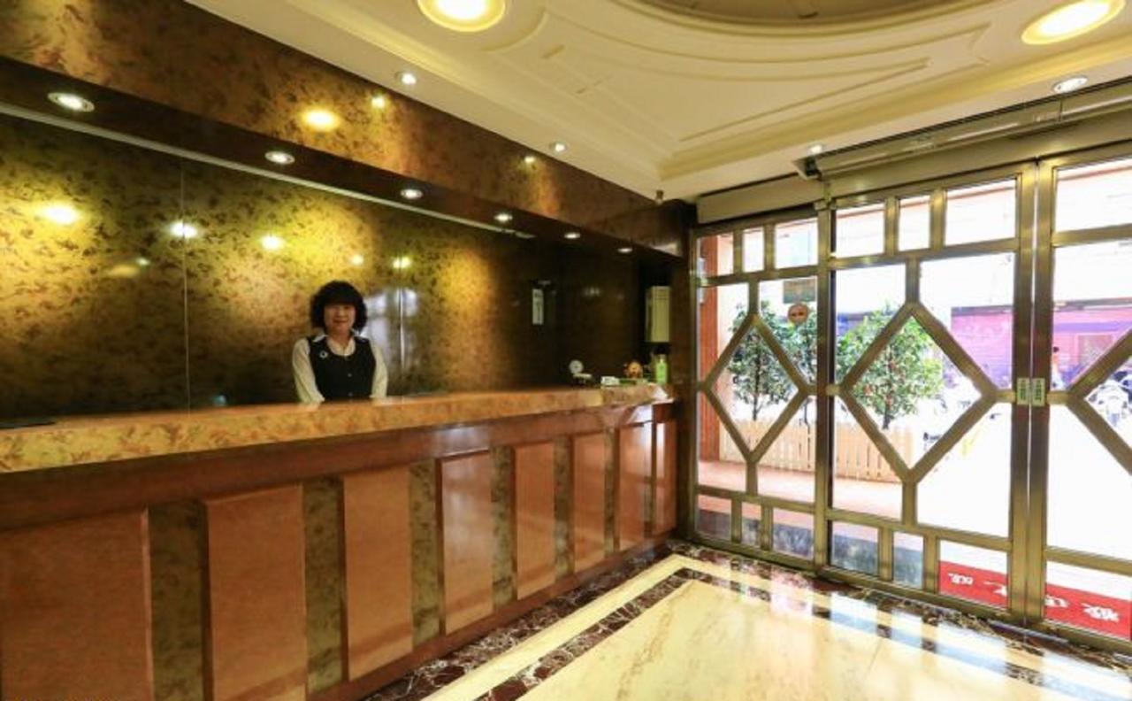 Red Cabin Inn Taipei Esterno foto